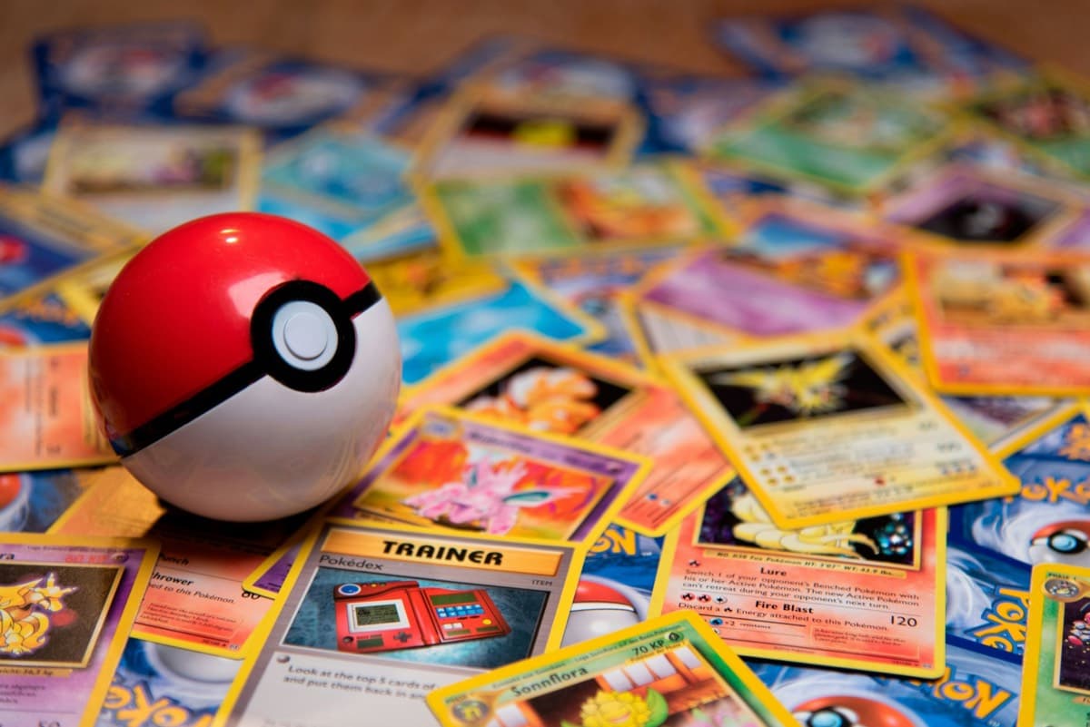 Cartes Pokémon triées par valeur pour la vente en vide-grenier